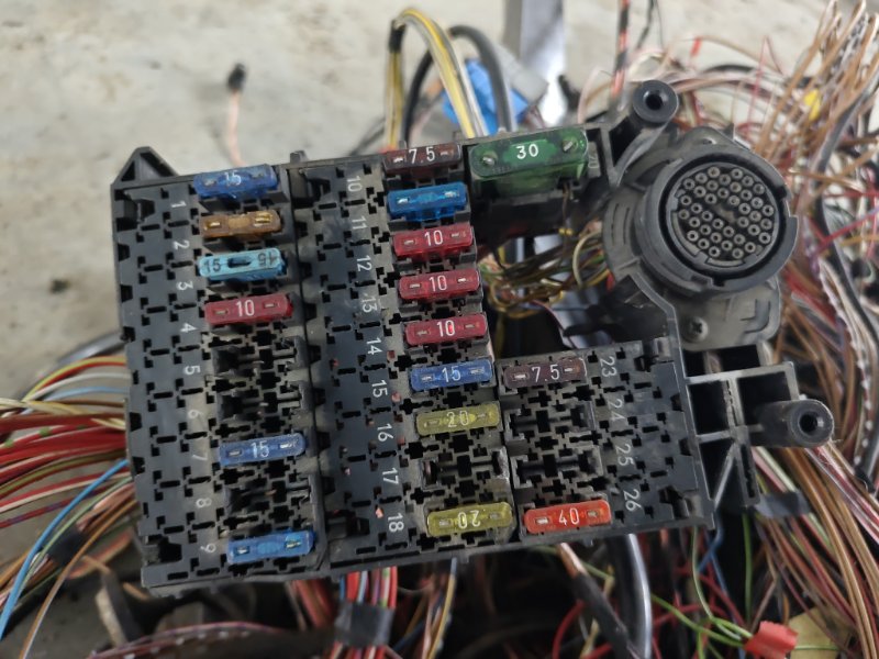 Проводка салона (жгут проводов) Mercedes-Benz E-Class 15.04.1998 W210