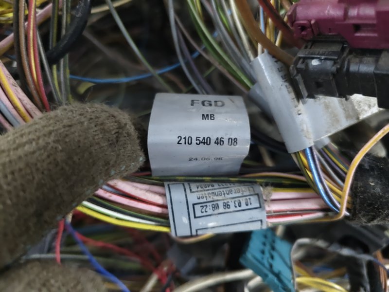 Проводка салона (жгут проводов) Mercedes-Benz E-Class 15.04.1998 W210