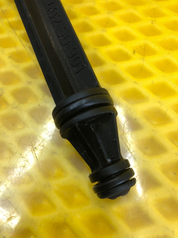 Крышка масляного фильтра Mercedes-Benz E-Class 15.04.1998 W210