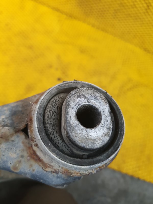 Рычаг передний Mercedes-Benz E-Class 15.04.1998 W210