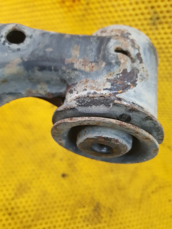 Рычаг передний Mercedes-Benz E-Class 15.04.1998 W210