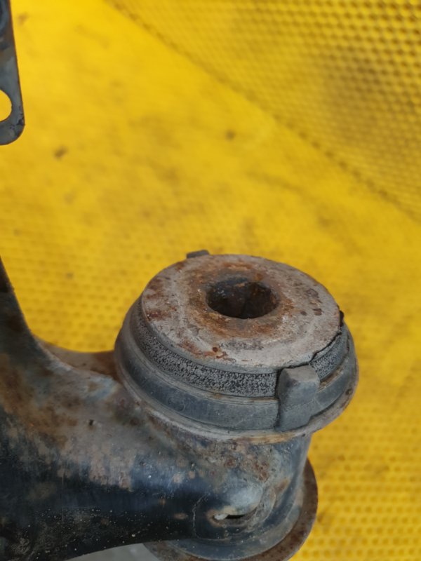 Рычаг передний Mercedes-Benz E-Class 15.04.1998 W210