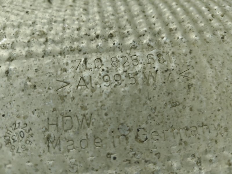 Экран тепловой Volkswagen Touareg 2003 7L6