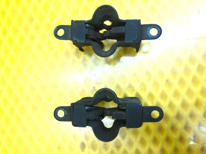 Замок капота Mercedes-Benz E-Class 15.04.1998 W210