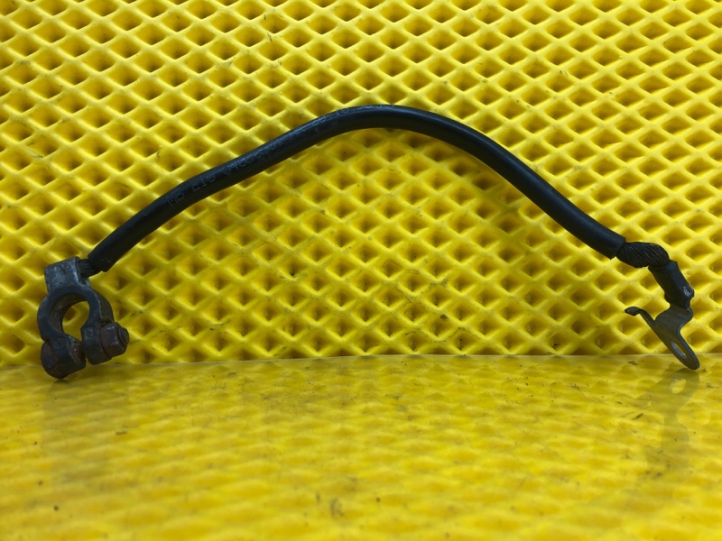 Клемма аккумулятора - Mercedes-Benz E-Class 15.04.1998 W210