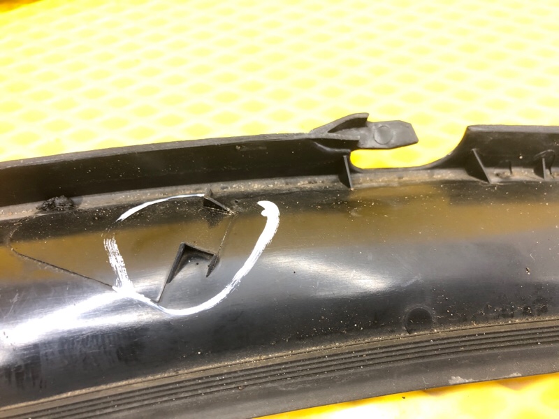 Жабо Mercedes-Benz E-Class 15.04.1998 W210