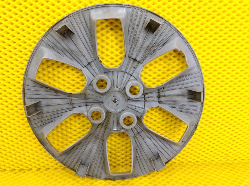 Колпак колеса Hyundai Solaris RB