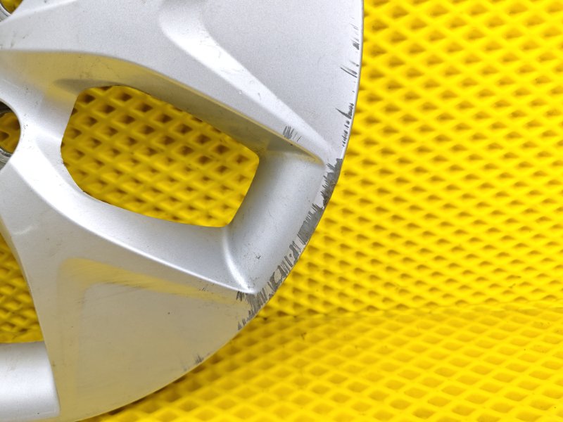 Колпак колеса Hyundai Solaris RB