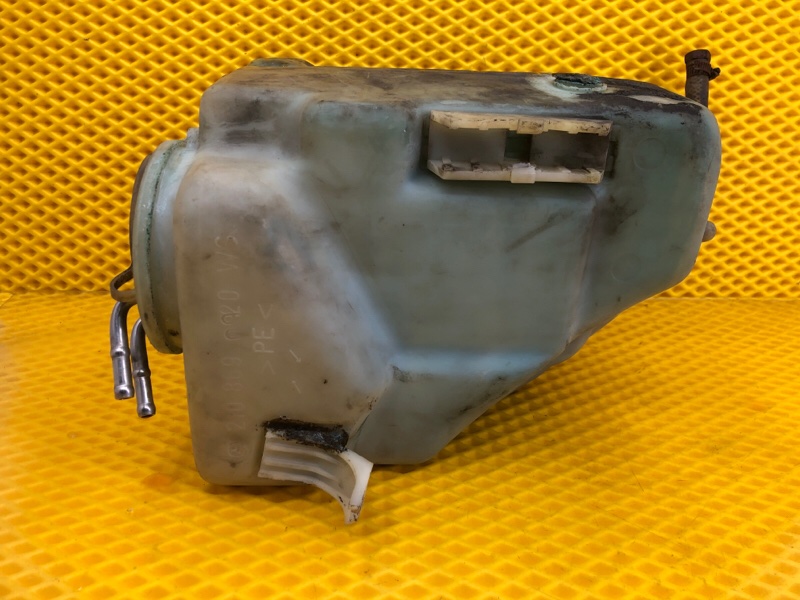 Бачок омывателя Mercedes-Benz E-Class 15.04.1998 W210