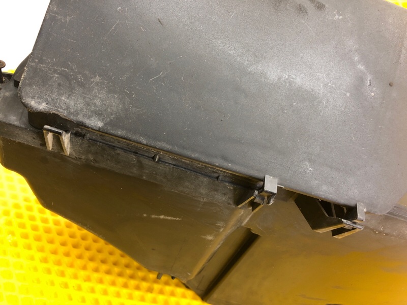 Корпус блока предохранителей Mercedes-Benz E-Class 15.04.1998 W210