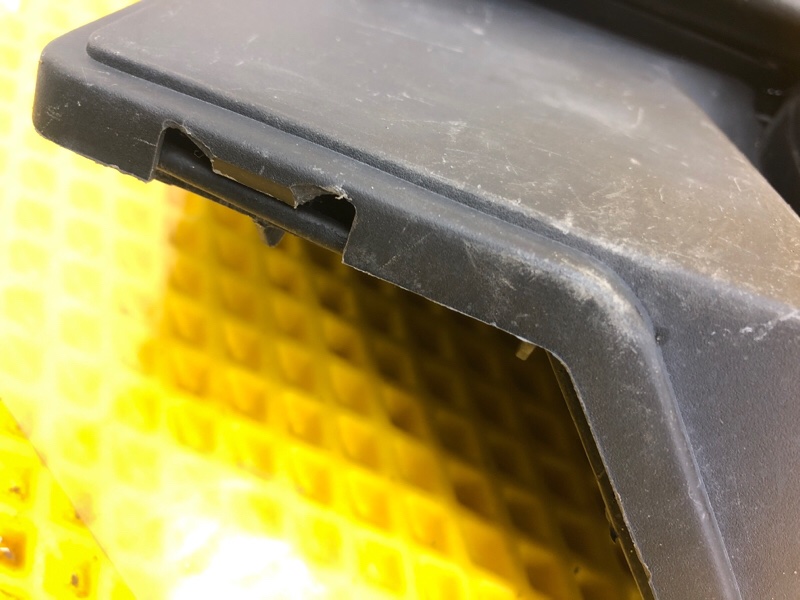 Жабо правая часть Mercedes-Benz E-Class 15.04.1998 W210