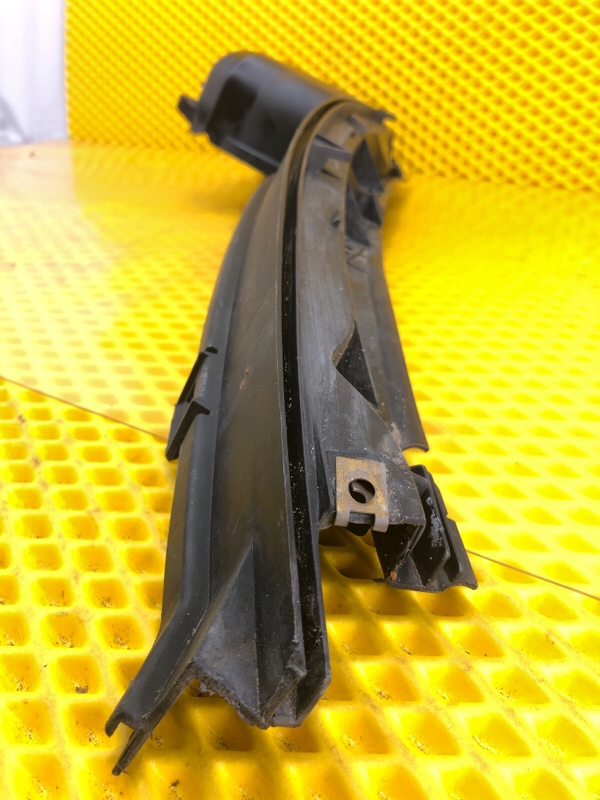 Жабо левая часть Mercedes-Benz E-Class 15.04.1998 W210