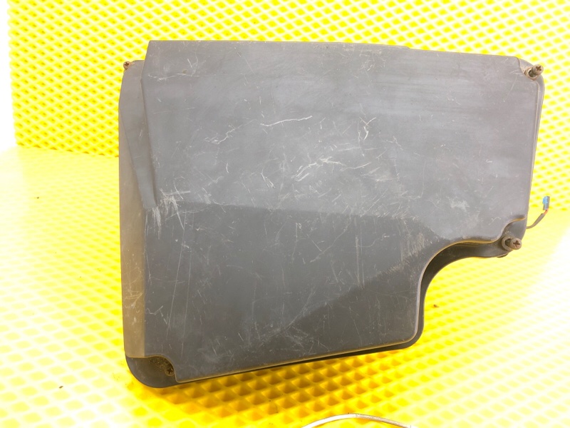 Корпус блока предохранителей Mercedes-Benz E-Class 15.04.1998 W210