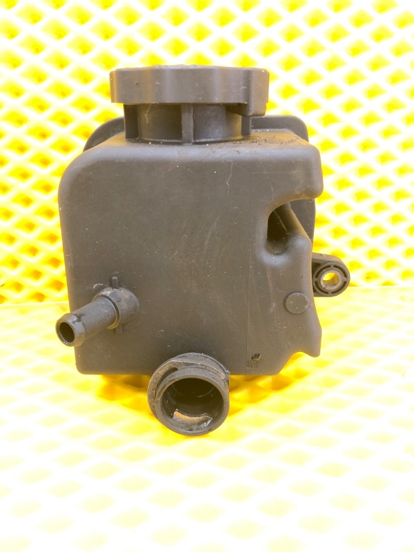 Бачок ГУР Mercedes-Benz E-Class 15.04.1998 W210