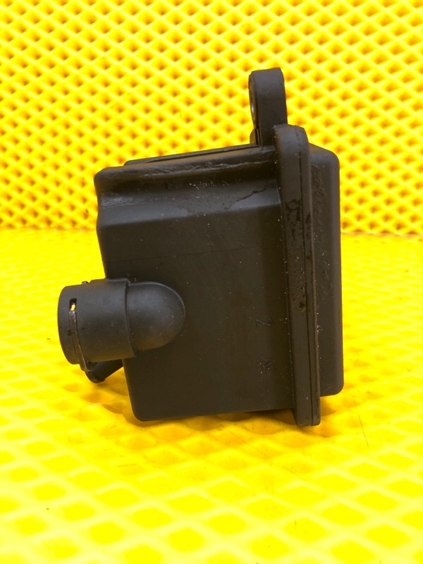 Бачок ГУР Mercedes-Benz E-Class 15.04.1998 W210