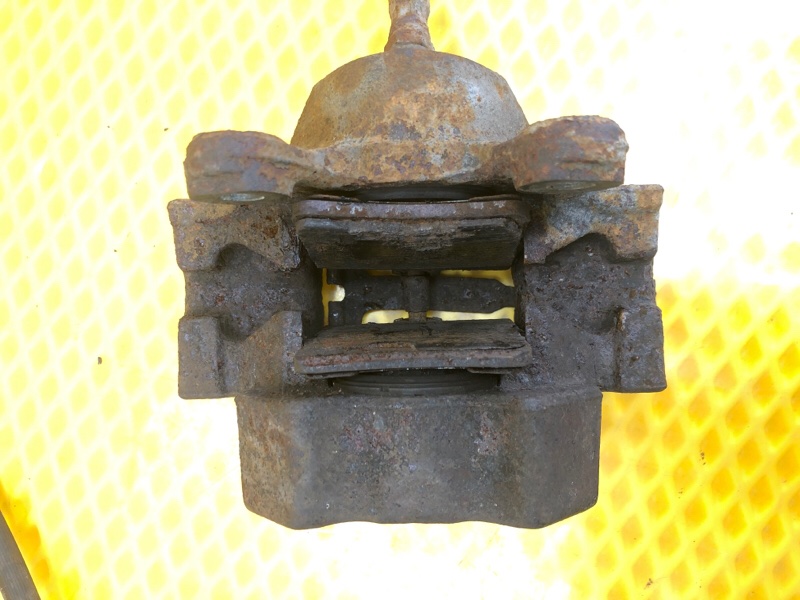 Суппорт Mercedes-Benz E-Class 15.04.1998 W210