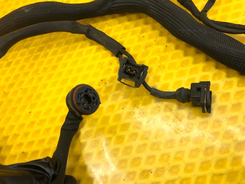 Проводка двигателя Mercedes-Benz E-Class 15.04.1998 W210