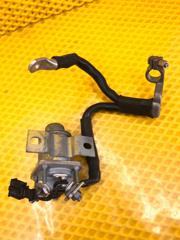 Пиропатрон аккумулятора Volkswagen Phaeton 2005 3D2