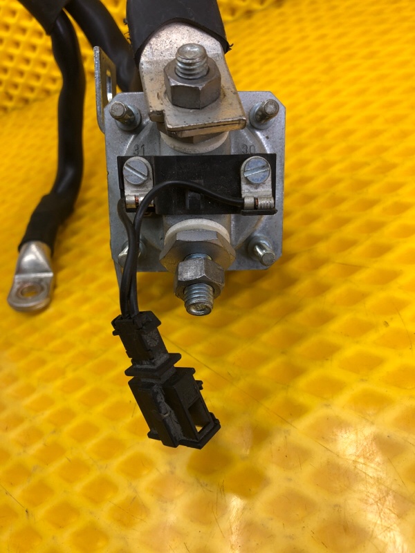 Пиропатрон аккумулятора Volkswagen Phaeton 2005 3D2