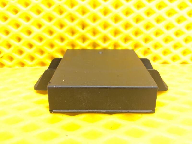 Блок управления противоугонной системой Volkswagen Phaeton 2005 3D2