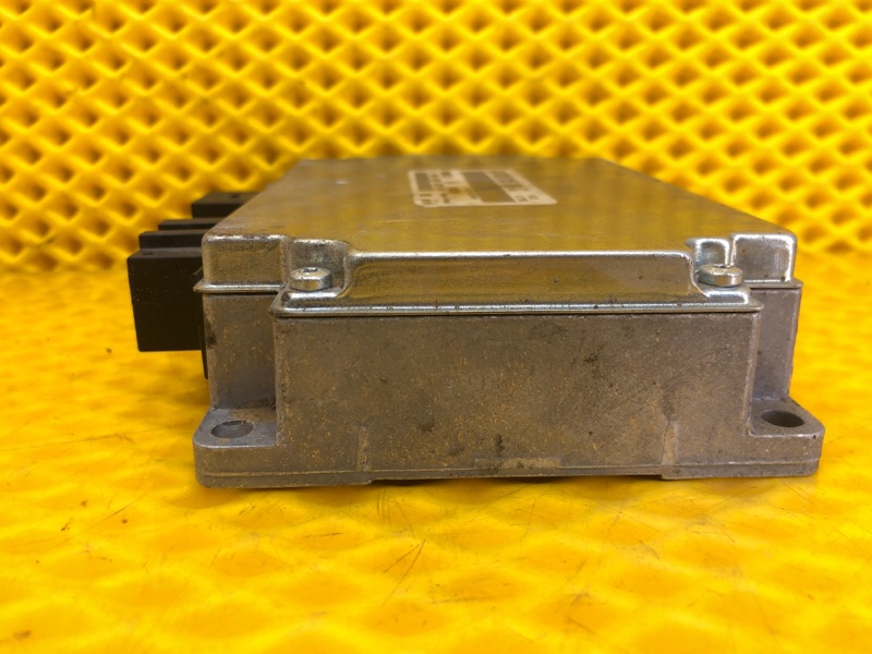 Блoк упpавлeния аккумулятоpом (АКБ) Volkswagen Phaeton 2005 3D2