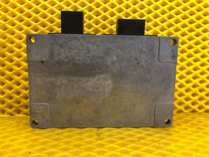 Блoк упpавлeния аккумулятоpом (АКБ) Volkswagen Phaeton 2005 3D2