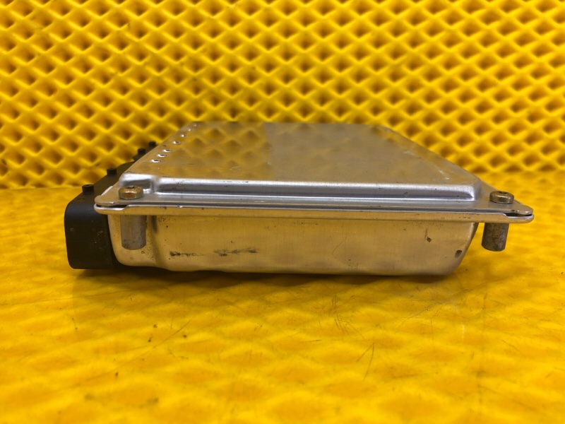 Блок управления подвеской Volkswagen Phaeton 2005 3D2