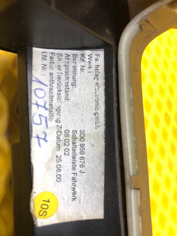 Накладка кулисы АКПП Volkswagen Phaeton 2005 3D2