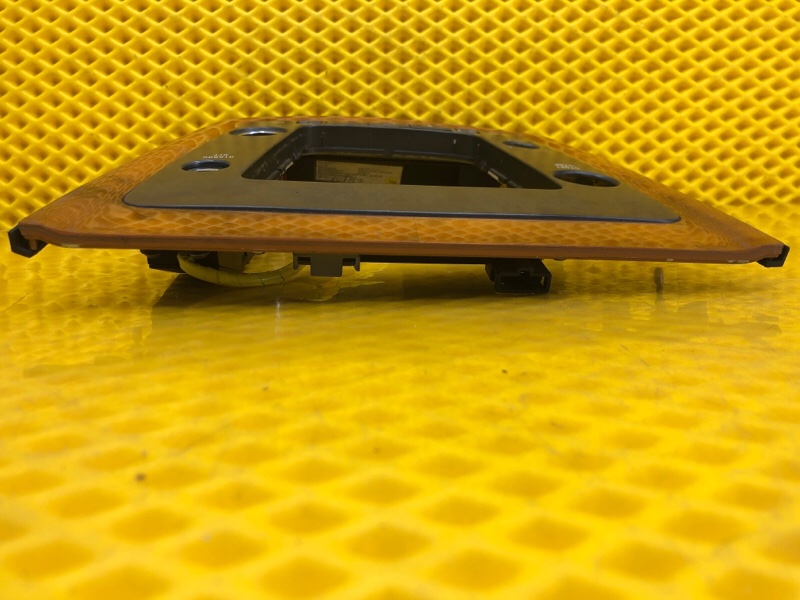 Накладка кулисы АКПП Volkswagen Phaeton 2005 3D2