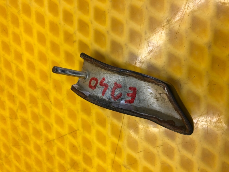 Накладка торпеды Mercedes-Benz E-Class 15.04.1998 W210