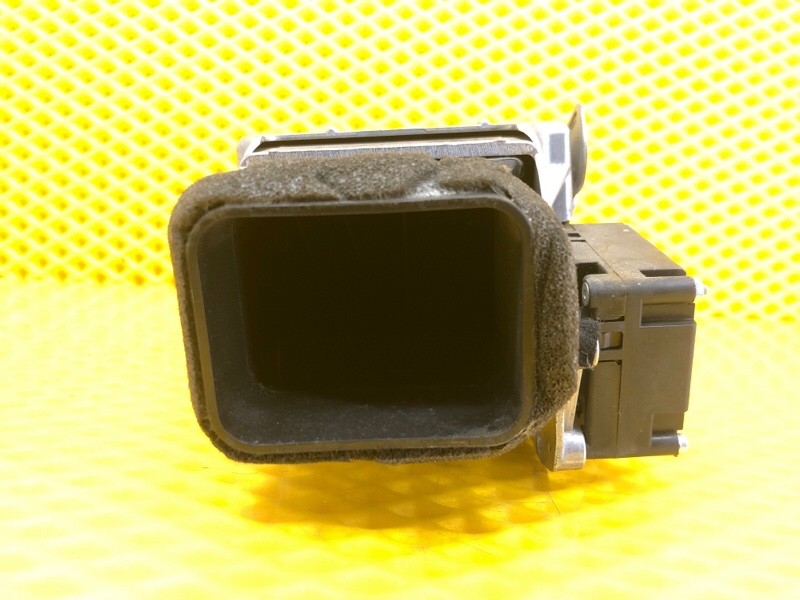 Дефлектор торпеды левый Volkswagen Phaeton 2005 3D2