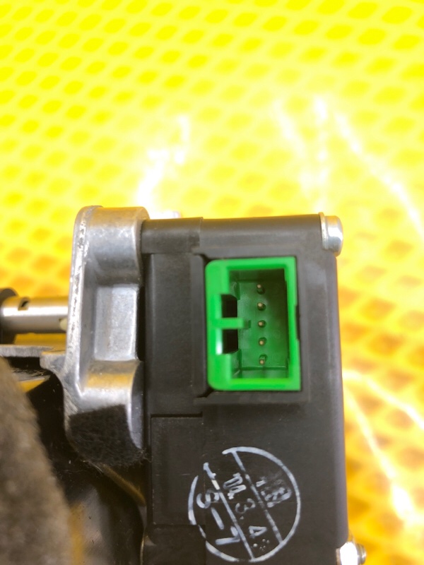 Дефлектор торпеды правый Volkswagen Phaeton 2005 3D2