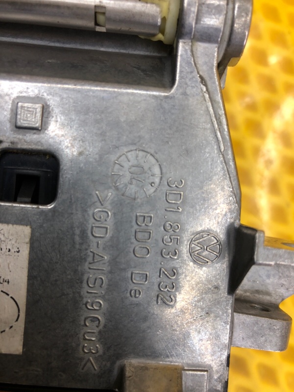 Дефлектор торпеды правый Volkswagen Phaeton 2005 3D2