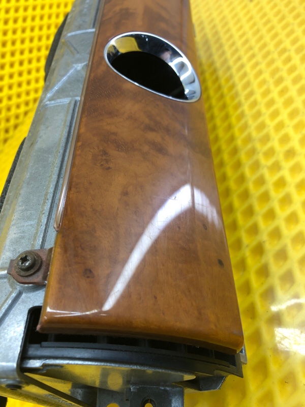 Воздуховод центральный (дефлектор) Volkswagen Phaeton 2005 3D2