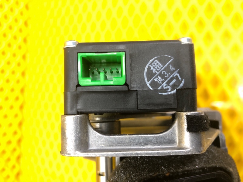 Воздуховод центральный (дефлектор) Volkswagen Phaeton 2005 3D2