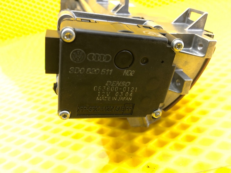 Воздуховод центральный (дефлектор) Volkswagen Phaeton 2005 3D2