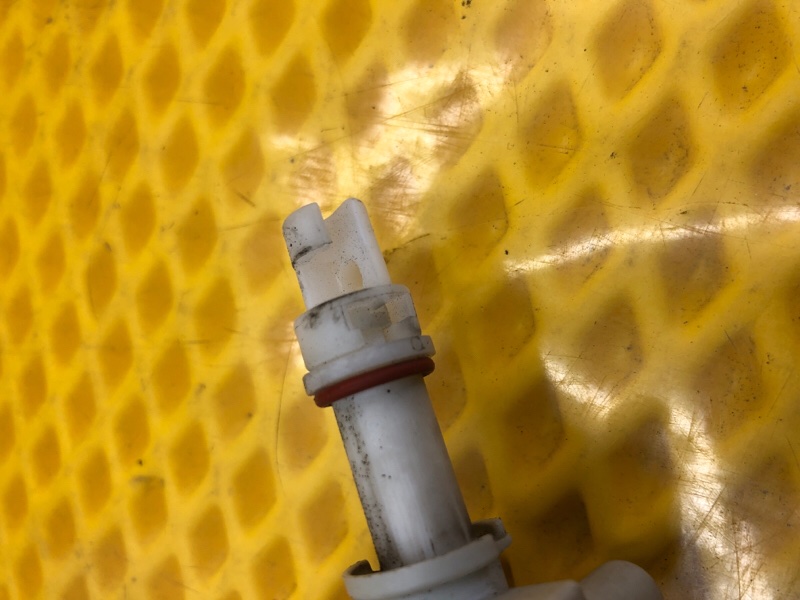 Активатор лючка бензобака Volkswagen Phaeton 2005 3D2