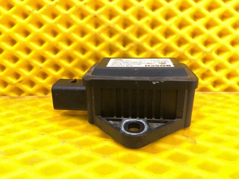 Датчик ускорения Volkswagen Phaeton 2005 3D2