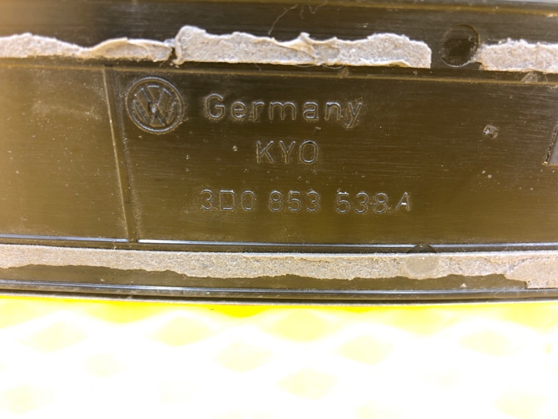 Накладка порога передняя правая Volkswagen Phaeton 2005 3D2