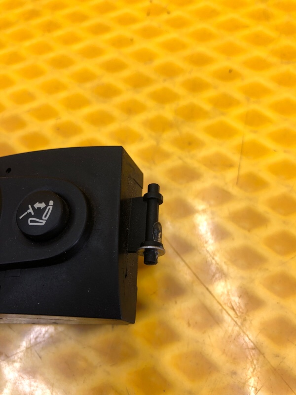 Кнопка регулировки положения руля Volkswagen Phaeton 2005 3D2