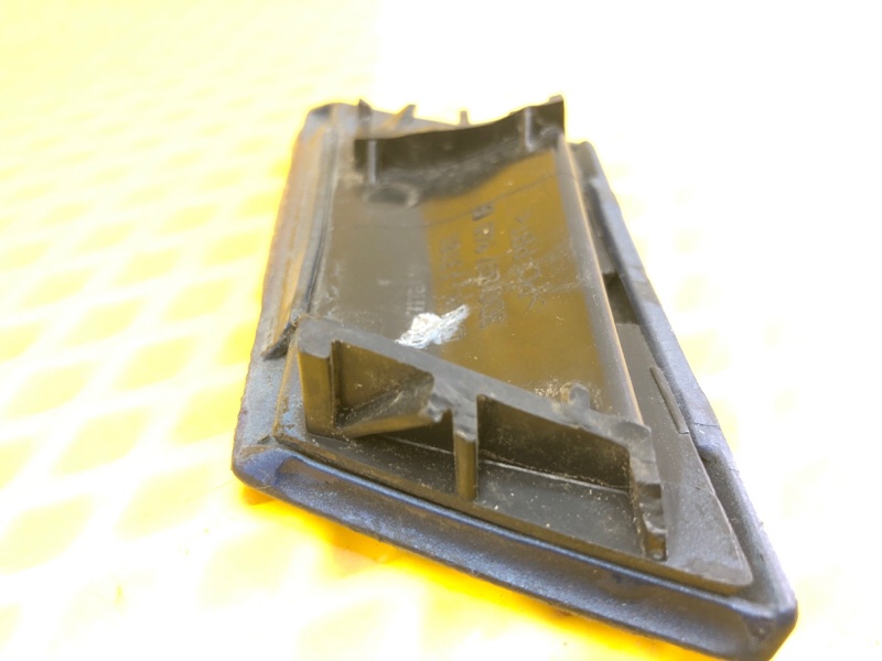 Крышка форсунки омывателя фар Volkswagen Phaeton 2005 3D2