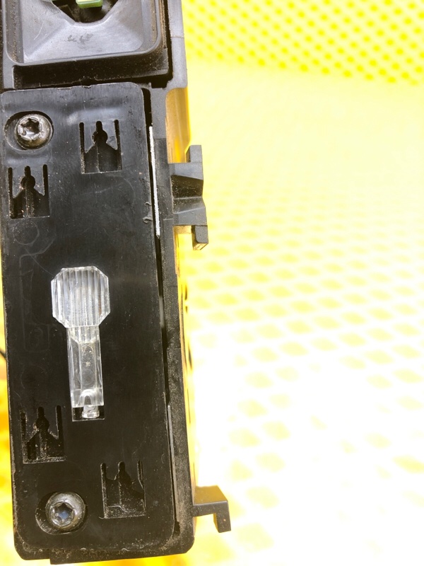 Пепельница Volkswagen Phaeton 2005 3D2