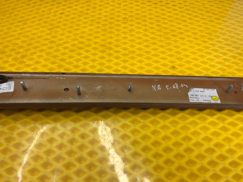 Накладка декоративная передней левой двери Volkswagen Phaeton 2005 3D2