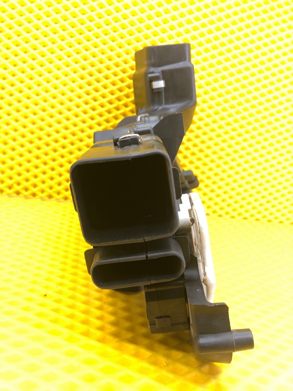 Воздуховод (дефлектор) Volkswagen Phaeton 2005 3D2