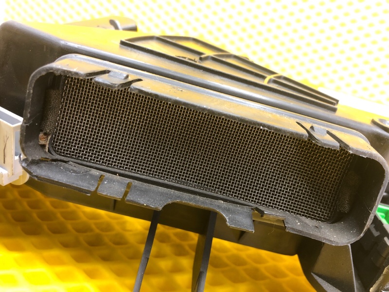 Воздуховод (дефлектор) Volkswagen Phaeton 2005 3D2