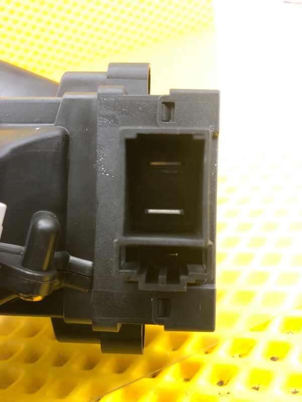 Воздуховод (дефлектор) Volkswagen Phaeton 2005 3D2