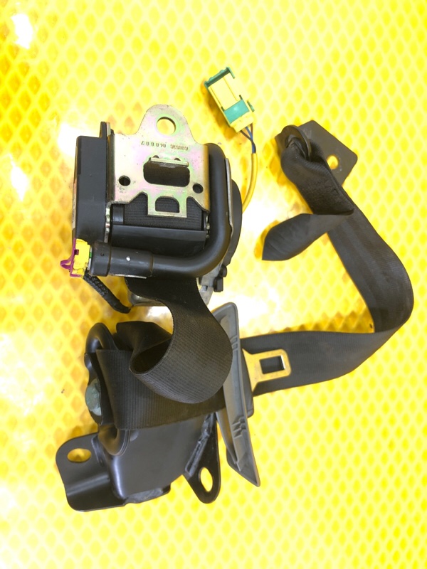Ремень безопасности задний левый Volkswagen Phaeton 2005 3D2