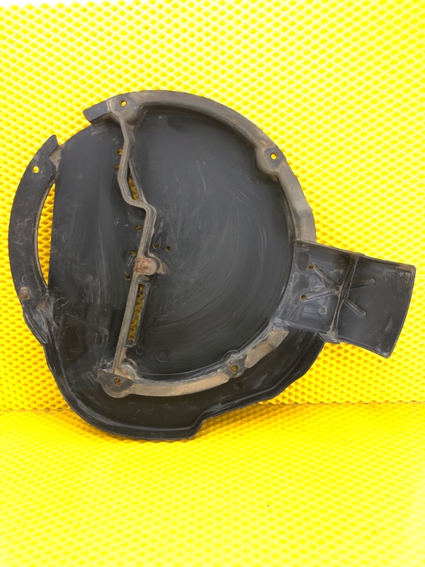 Ниша запасного колеса Volkswagen Phaeton 2005 3D2
