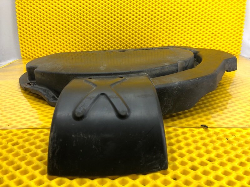 Ниша запасного колеса Volkswagen Phaeton 2005 3D2