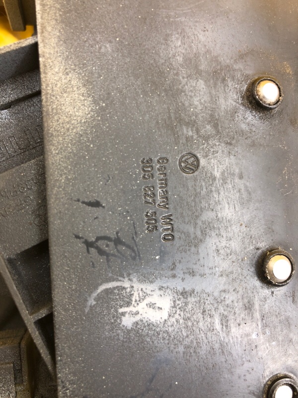 Замок крышки багажника Volkswagen Phaeton 2005 3D2